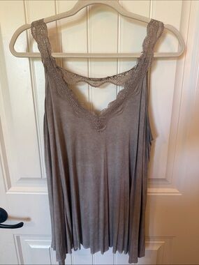 LA MIEL Taupe Lace-Trim Swing Chemise